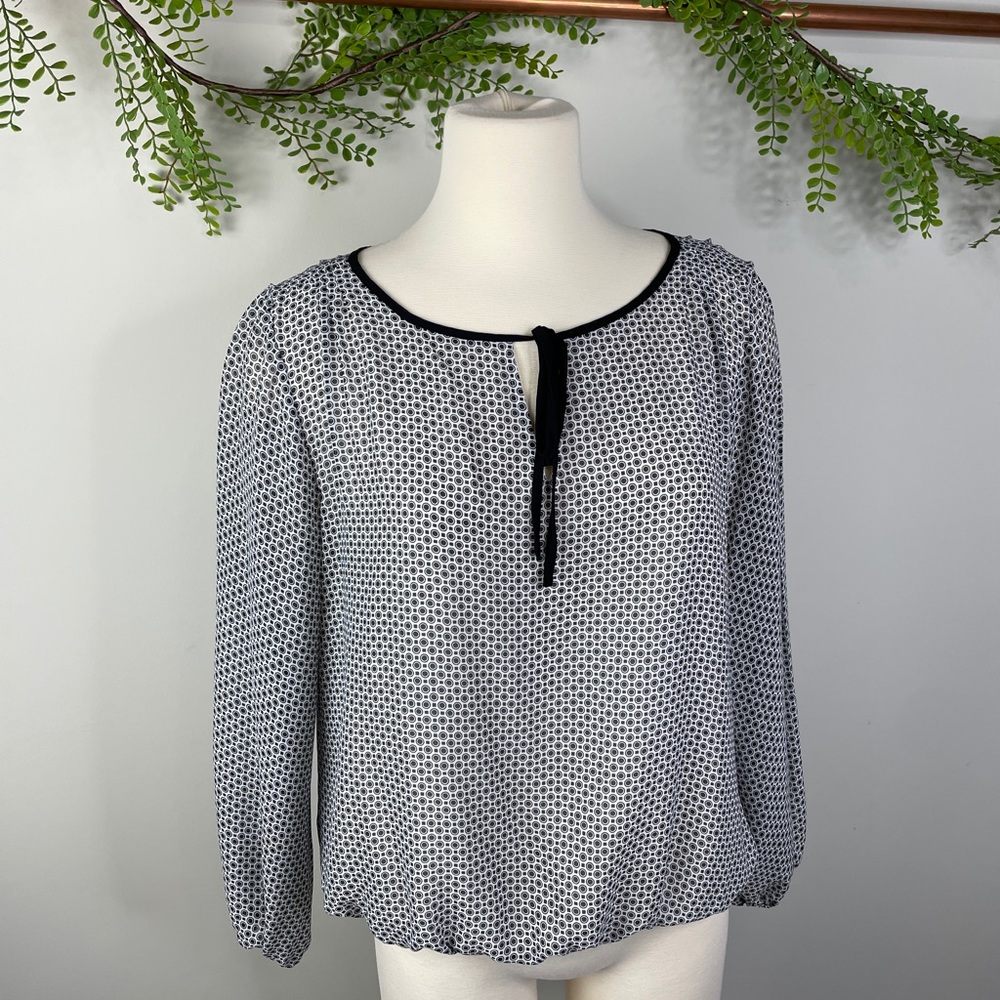 Host Pick ⭐️| Vince Camuto printed bubble sleeve blouse - PL